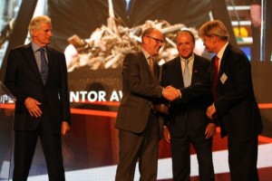 Jens Dall Bentzen receive the European Inventor Award 2011